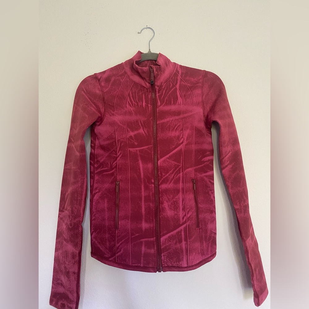 Lululemon Ebb to Street Define Jacket  Size 4 SWC1 Stone Wash Chianti